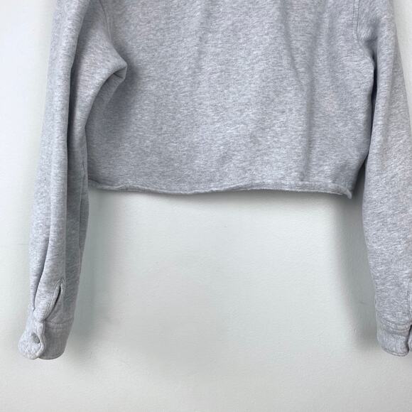 TNA Cozy Fleece‎ Boyfriend Cropped Button Up Heather Gray Shacket Size Medium - Picture 6 of 12